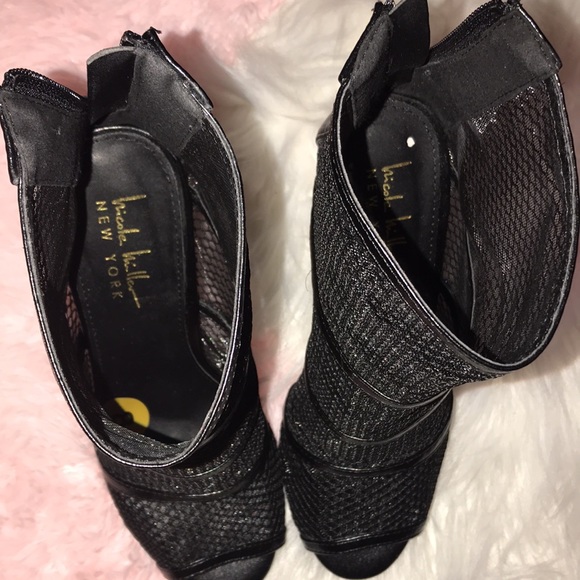 Talla 8 - Picture 2 of 3